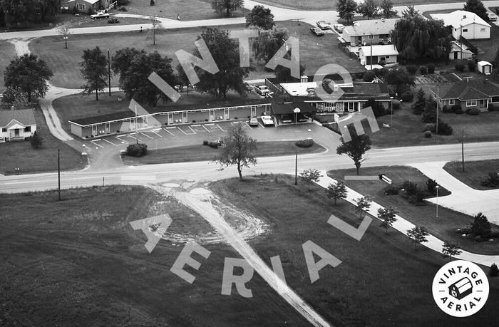 Vassar Inn (Wesley Motel) - 1975 Aerial Photo